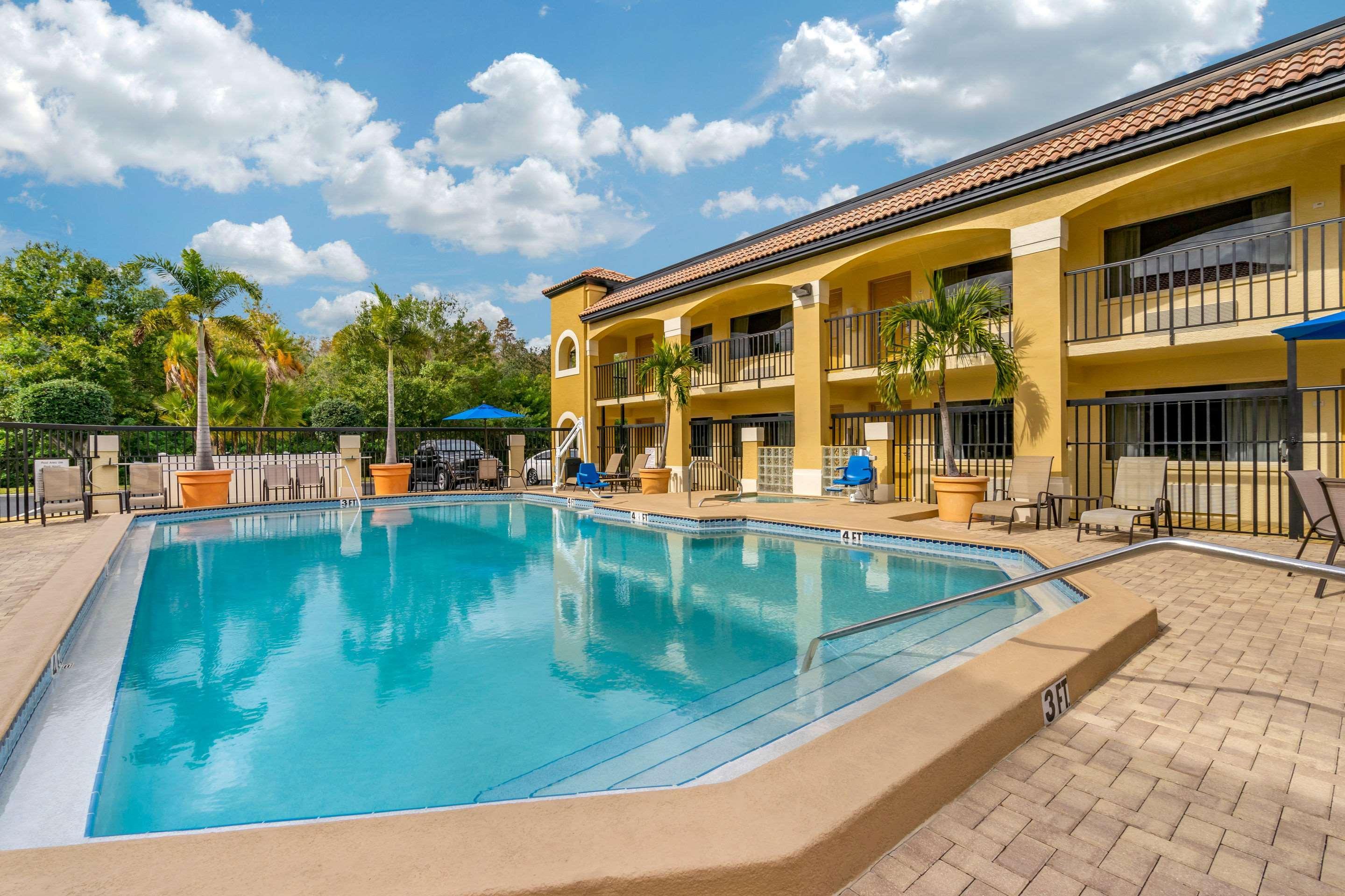 Comfort Inn Sun City Center - Ruskin - Tampa South Экстерьер фото